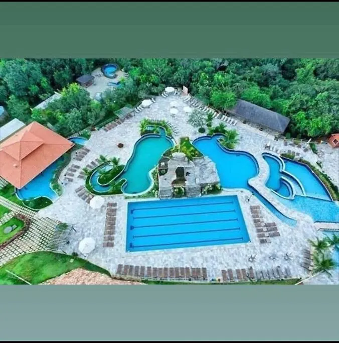 Ecologic Ville Resort Apto Ha 900 Mt Do Centro De Caldas Novas contacts